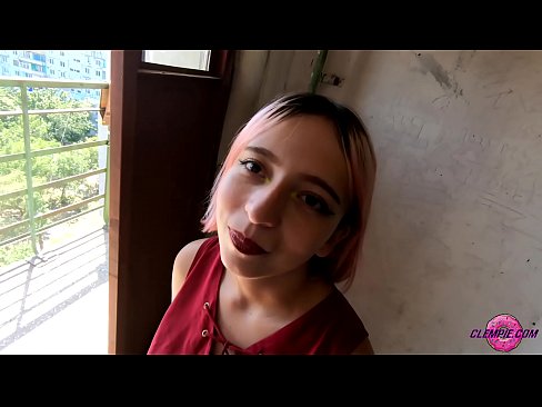 ❤️ شاگرد سينوئل چوسي ٿو هڪ اجنبي کي ٻاهر جي پوئتي ۾ - هن جي منهن تي ❤❌
